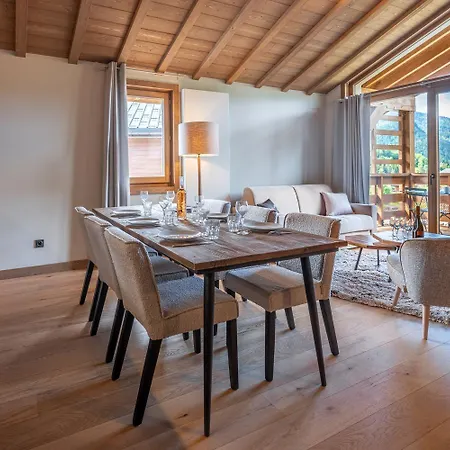 4 Pieces De Standing * Megeve